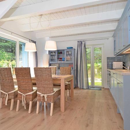Blaues Strandhaus Sellin ภายนอก รูปภาพ